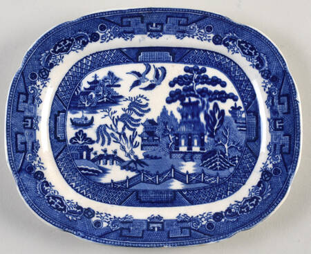 Willow Blue (Scalloped) 9" Oval Serving Platter