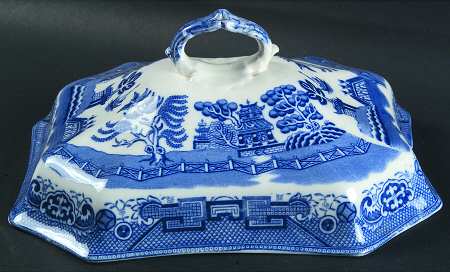 Willow Blue (Scalloped) Lid for Oval Tureen