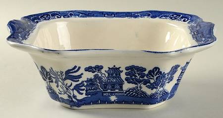 Willow Blue (Scalloped) Square Vegetable No Lid