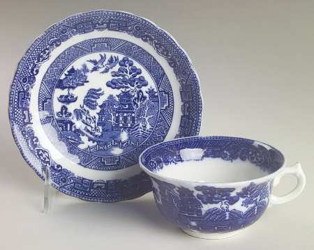 Willow Blue (Scalloped) Flat Cup & Saucer Set