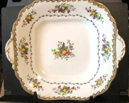 A4115 Handled Cake Plate