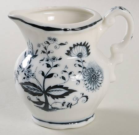 Blue Onion Mini Creamer