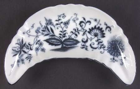 Blue Onion Crescent Salad Plate