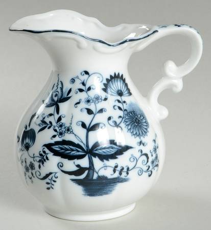 Blue Onion 20 Oz Pitcher
