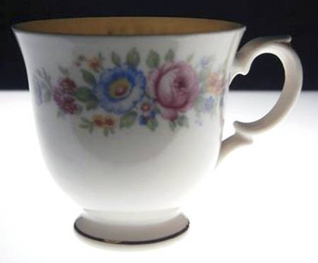 ARA64 Footed Demitasse Cup
