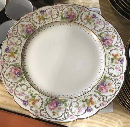 AHR367 Luncheon Plate