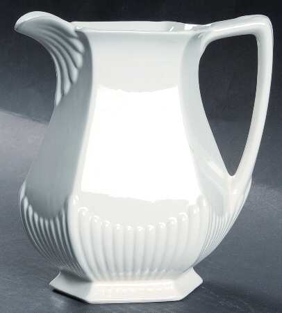 Empress 32 Oz Pitcher