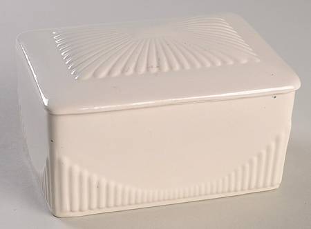 Empress Cigarette Box & Lid