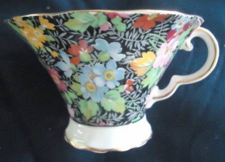 H732 Footed Cup