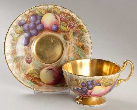 7956 Footed Cup & Saucer Set