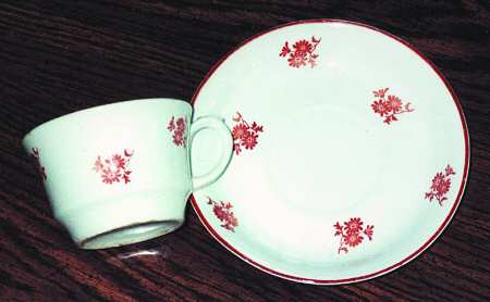 ARA68 Flat Cup & Saucer Set