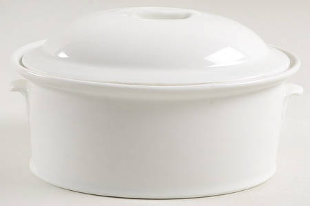Classic Whiteware 1.25 Quart Oval Covered Casserole