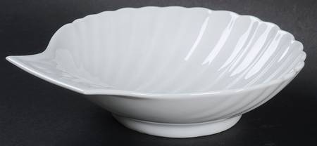 Classic Whiteware Large Shell Shaped Dish