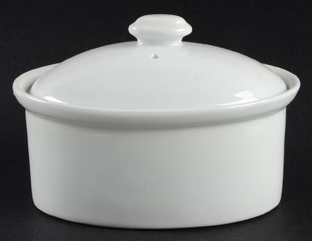 Classic Whiteware 10 Oz Oval Individual Casserole & Lid