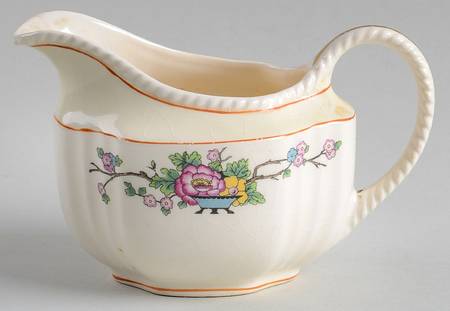 Her Majesty Creamer