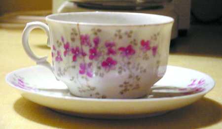 ALT252 Flat Cup & Saucer Set