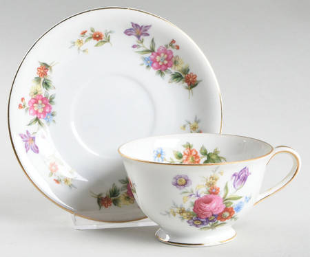 Dresdenia Footed Cup & Saucer Set