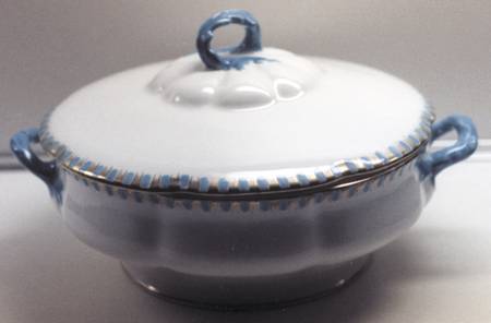 2549 Round Covered Vegetable
