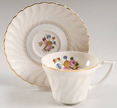 ABE28 Flat Cup & Saucer Set by Aberdeen