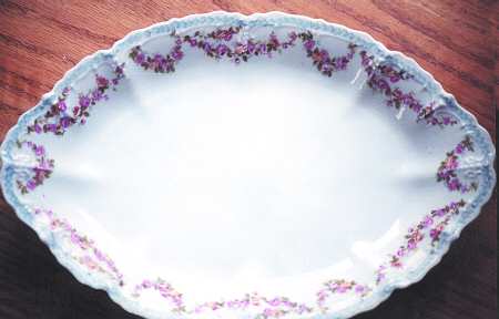 AUS246 11" Oval Serving Platter