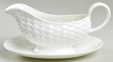Belleek Basketweave Gravy Boat & Underplate