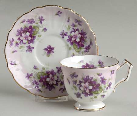 Violette Lavender Footed Cup & Saucer Set