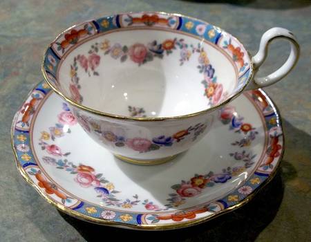 A793 Footed Cup & Saucer Set