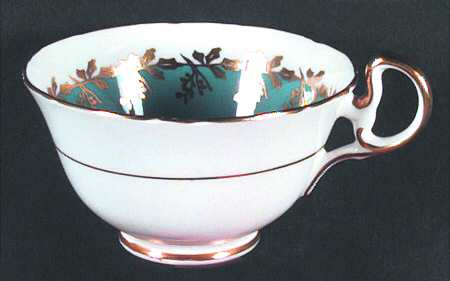 1517 Footed Cup