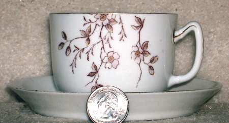 AUS257 Flat Cup & Saucer Set