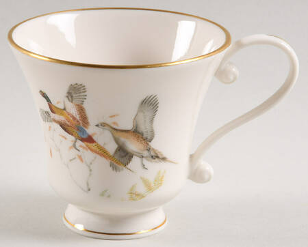 ABM4 Footed Cup