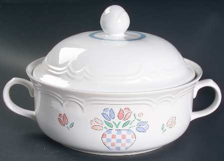 ATY1 2 Qt Round Covered Casserole