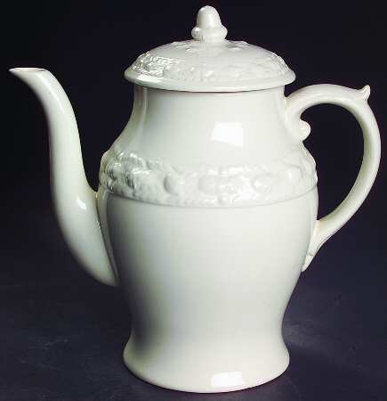 Della Robia Off White (Micratex) Coffee Pot & Lid