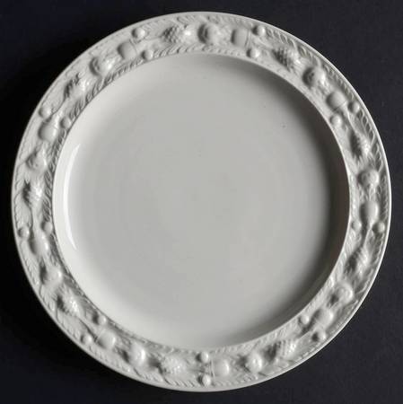 Della Robia Off White (Micratex) Salad Plate