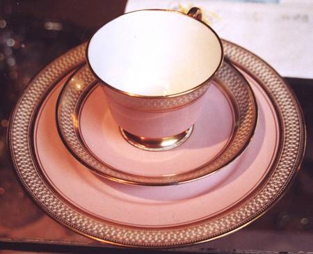 ADD42 Footed Cup & Saucer Set