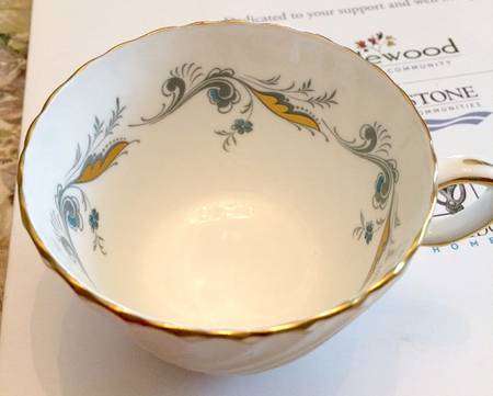 8442 Footed Cup