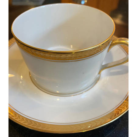 AHR467 Flat Cup & Saucer Set