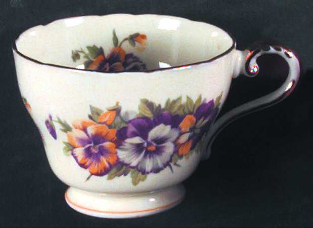 6987-5 Footed Cup