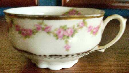 ALT325 Footed Cup