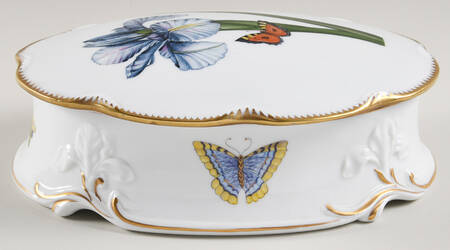 Budapest Spring Oval Box & Lid