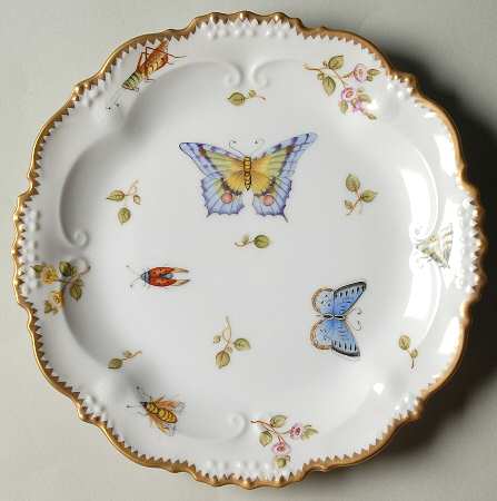 Budapest Spring 8" Scalloped Plate