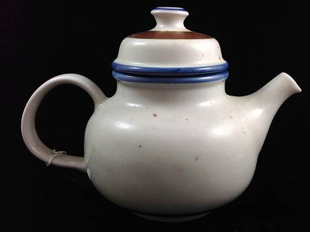 ARA90 Teapot & Lid