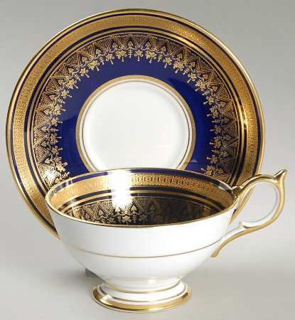 Simcoe (Smooth) Footed Cup & Saucer Set
