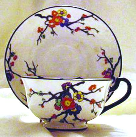 ATZ3 Footed Cup & Saucer Set
