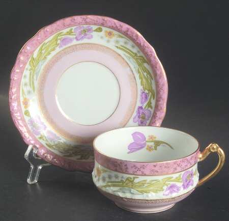 2874 Oversized Cup & Saucer Set