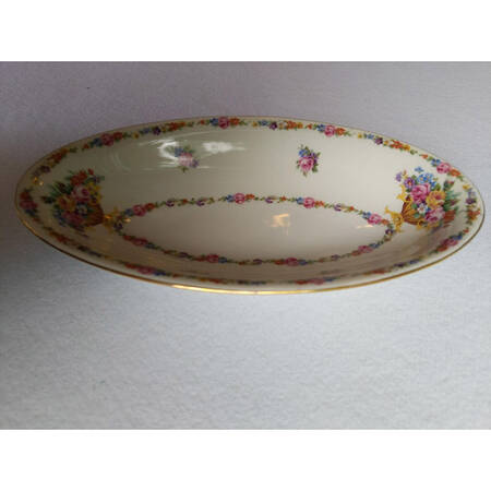 ALT347 9" Oval Vegetable Bowl
