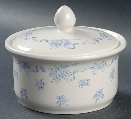Ribbons Blue Powder Box with Lid