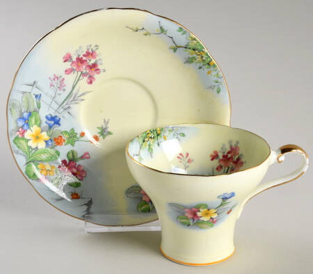 B5137-5 Flat Cup & Saucer Set