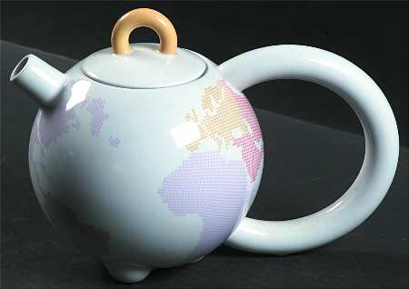 Le Monde Coffee Pot & Lid