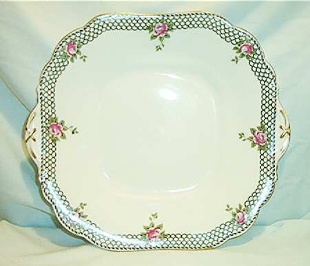 A3082 Square Handled Cake Plate