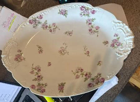 AUS315 15" Oval Serving Platter